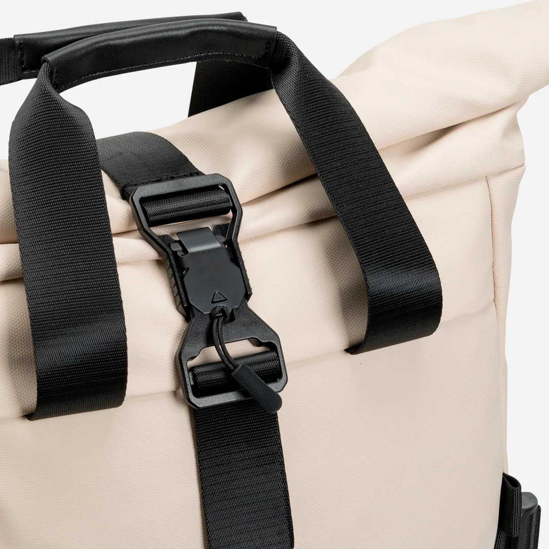 MOCHILA ROLL BAG - SAND BEIGE - Image 9
